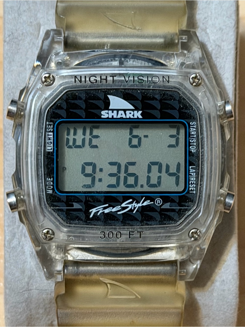 Freestyle Shark Classic Vintage Resin Band Digital Mens Unisex Surf Skate Watch
